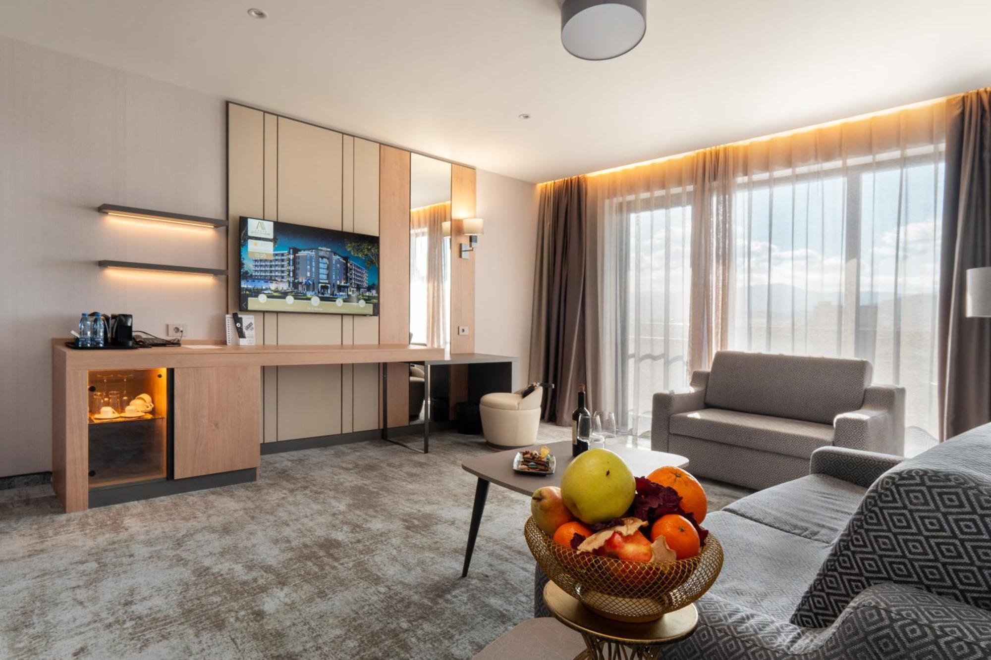 Atmosphere Balneo Hotel & Spa Pavel Banya Luaran gambar