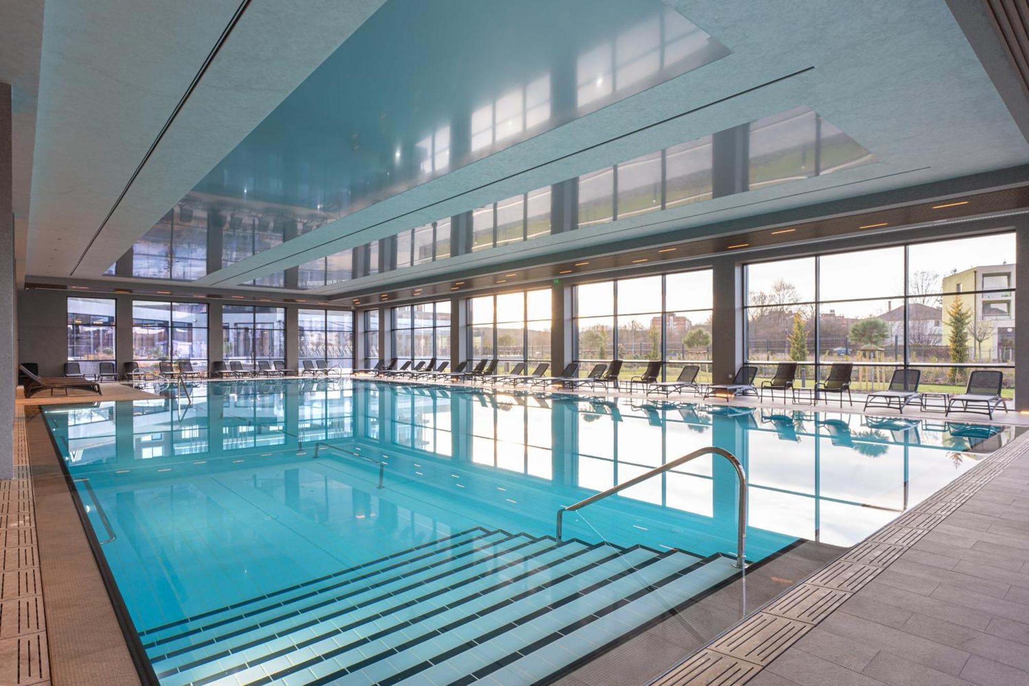 Atmosphere Balneo Hotel & Spa Pavel Banya Luaran gambar